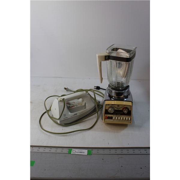 Iron and Vintage Blender - Untested