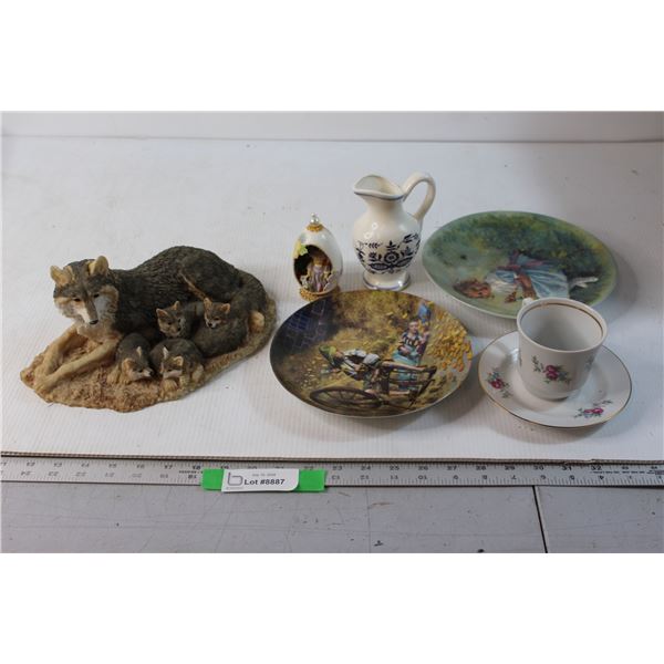 Cup and Saucer, Decorations and Little Jug