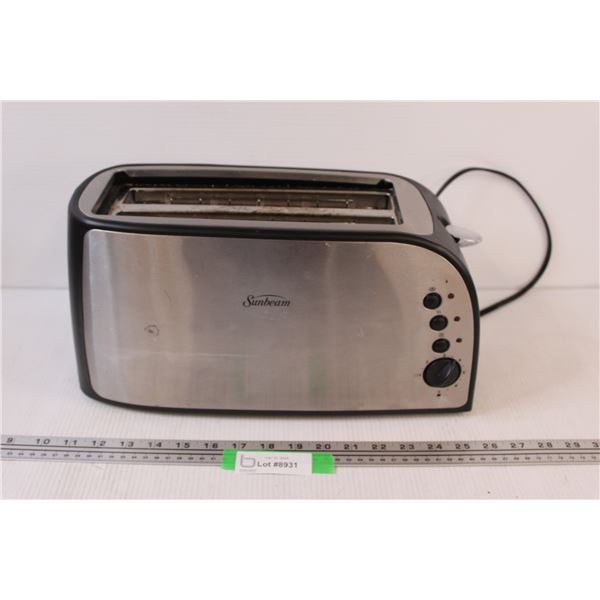 Sunbeam Four Slice Toaster - Works, Powers On