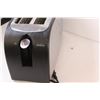 Image 4 : Sunbeam Four Slice Toaster - Works, Powers On