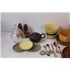 Image 3 : Wood Carved Bowl Assortment, Teaspoons, Misc.