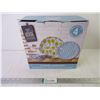 Image 1 : (12) Piece Melamine Dinner Set (NIB)