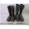 Image 1 : (2) Pairs of Rubber Boots-Size 6 and Size 3