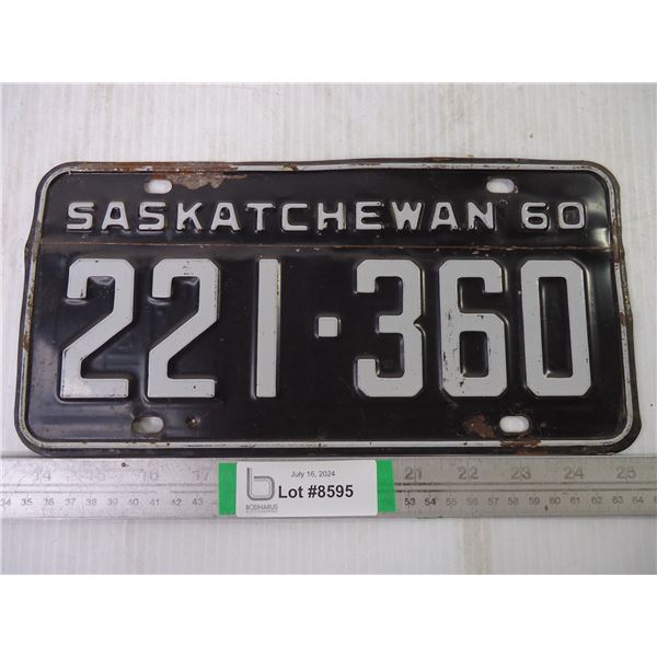 (1) 1960 Saskatchewan License Plate