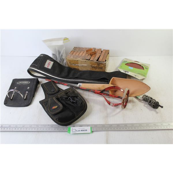 Box of Staples (9 /16" x 1 3/8") - Grizzly Weight Belt - Mixer End - Garden Tool - O-Ring Washers - 