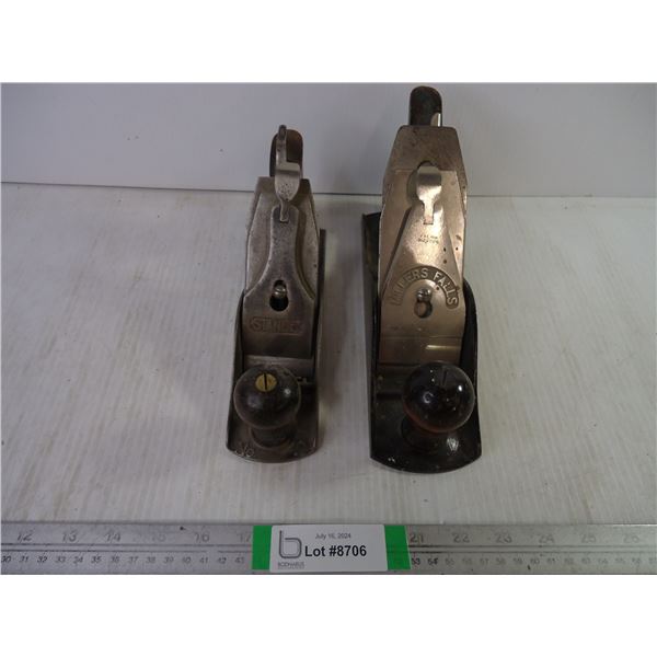 (1) Millers Falls Planer and (1) Stanley No.4 Planer