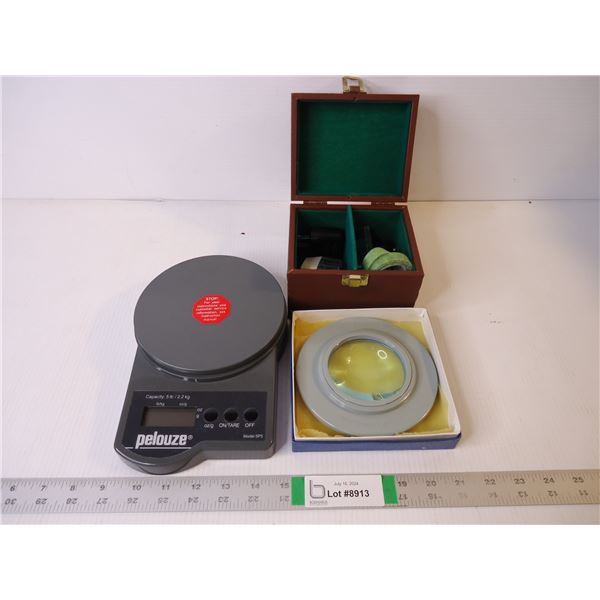 Small scale, Magnifier Small Container with Misc.