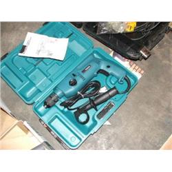 MAKITA DRILL