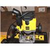 Image 1 : DEWALT ROUTER