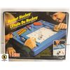 Image 1 : 1978 MATTEL ROCKET HOCKEY GAME IN BOX