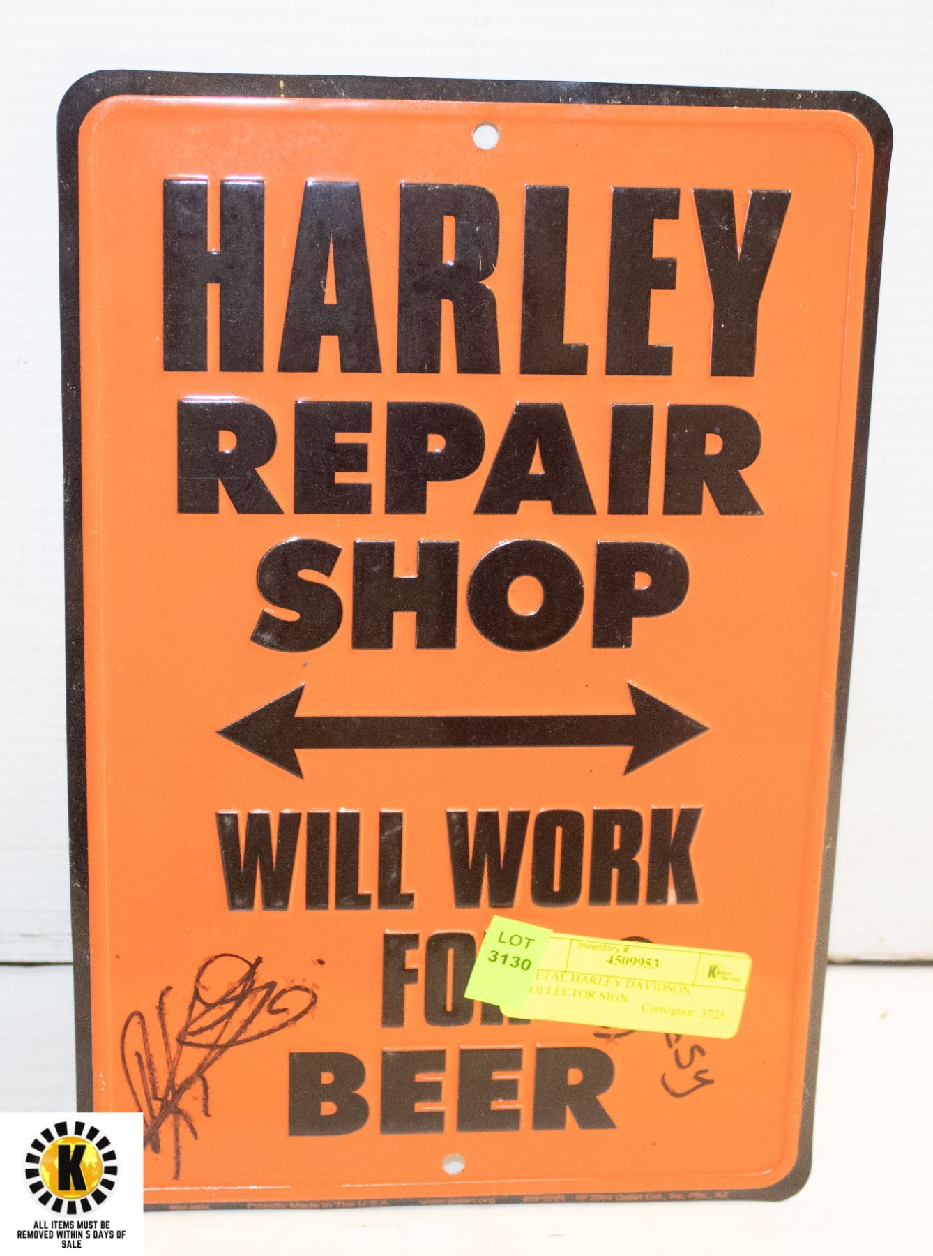 METAL HARLEY DAVIDSON COLLECTOR SIGN