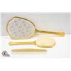 Image 1 : VINTAGE GOLD PLATED VANITY SET UNUSED