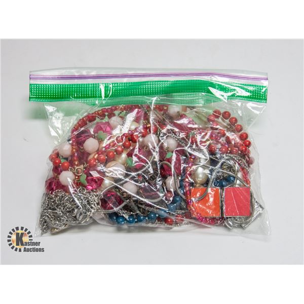 LOT ASSORTED ESTATE NECKLACES