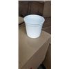 Image 3 : LARGE CASE OF WHITE PLASTIC CONTAINERS WITH CASE OF LIDS