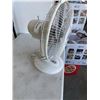 Image 2 : HAMPTON BAY TABLE FAN