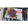 Image 2 : 3 NEW GRILLMAN BLACK BBQ COVERS
