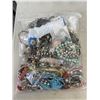 Image 2 : BAG OF ASSORTED COSTUME JEWELRY