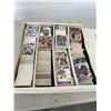Image 2 : 3000 ASSORTED SPORTS CARDS