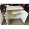 Image 2 : 2 DOOR WHITE CABINET