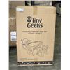 Image 1 : NEW TINY GEEKS TABLE AND CHAIR SET