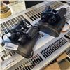 Image 1 : 2 PAIRS OF BINOCULARS, RAVEN 7X35 AND MAJESTIC 7X35