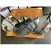 Image 2 : ANTIQUE WALL MIRROR