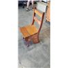 Image 2 : VINTAGE PINE SIDE CHAIR/CONVERTIBLE LADDER