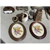 Image 2 : ASSORTED DECORATIVE ITEMS