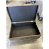 Image 2 : GREY FABRIC FOOT STOOL/OTTOMAN