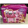 Image 2 : NEW PREXTEX CROWN MIRROR BEAUTIFUL GIRL VANITY SET
