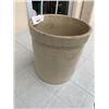 Image 2 : ANTIQUE MEDALTA #2 CROCK
