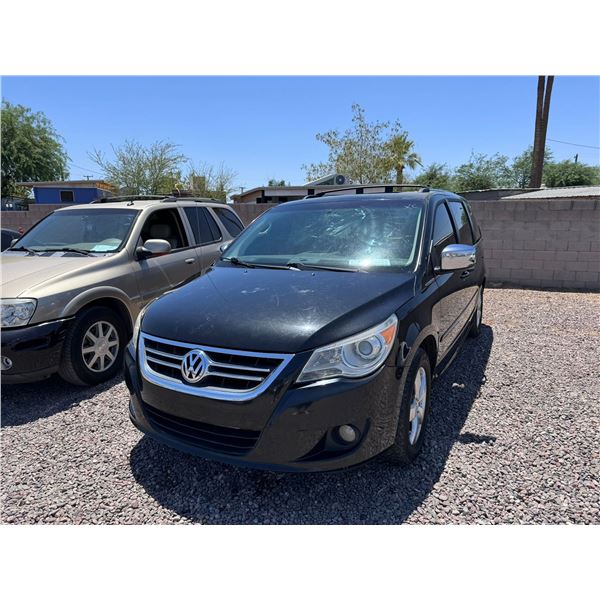 2009 VOLKSWAGEN ROUTAN