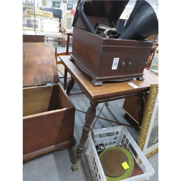 Brass Claw Foot Tiger Oak Spun Leg Table