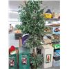 Image 1 : Potted Silk Ficus Tree