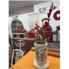 Image 1 : Floral Vase w/Silk Flowers