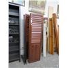 Image 1 : Stained Louvered 3 Pane Privacy Screen