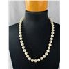 Image 2 : Lot of 6 Faux Pearl Necklaces