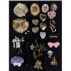 Image 1 : Nice Lot of Decorative Brooches and Pins