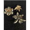 Image 3 : Lot of 8 Vintage Brooches and Pendants