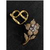 Image 2 : Lovely Butterfly Belt Buckle and 3 Decoratve Brooches