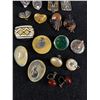 Image 2 : Lot of 8 Vintage Clip On Earrings