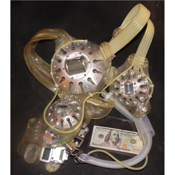 HELLBOY ABE SAPIEN MEDICAL DEVICE SCREEN MATCHED SUPER HERO