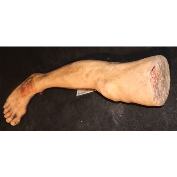 SEVERED SILICONE LEG WITH BRUISES
