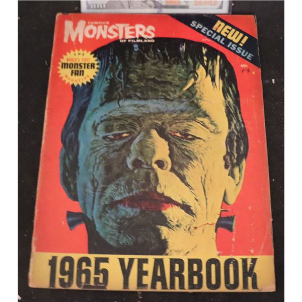ZZ FAMOUS MONSTERS 1965 YEARBOOK IN VERY GOOD CONDITION