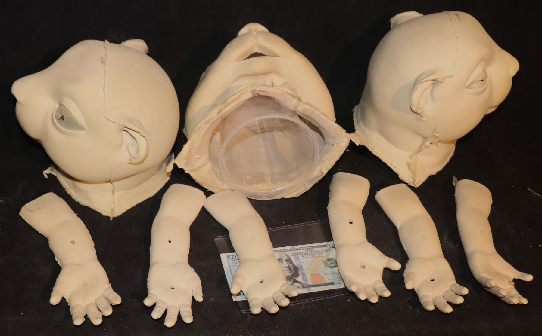 SWEET TOOTH BOBBY THE GOPHER HERO PUPPET HEADS AND ARMS A