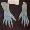 Image 1 : ALIEN SPIDER WOMAN PAIR OF HANDS D