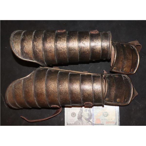 DRACULA UNTOLD WARRIOR GAUNTLETS ARMOR SET