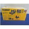 Image 3 : DeWalt DCS577T1 Worm Drive Style Saw Kit w/ Brake in Box (Tool Only)