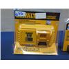 Image 2 : DeWalt DCB205 Lithium Ion Battery & DCB118 Charger in Package