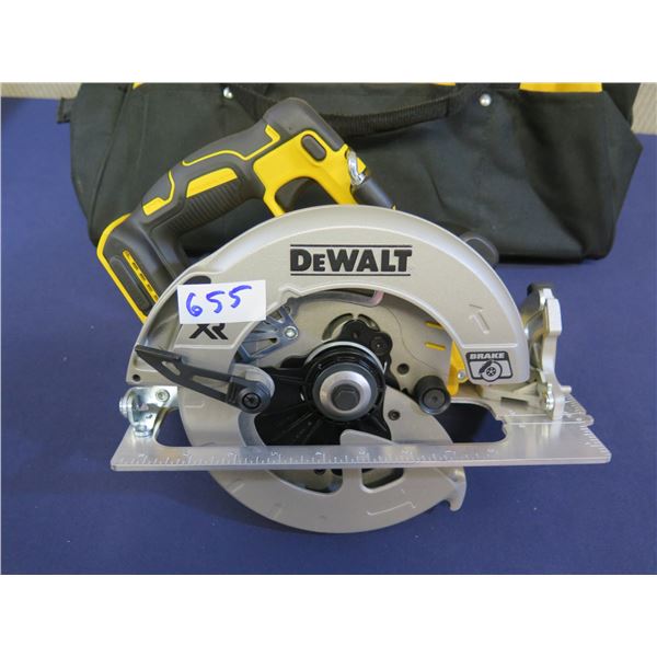 DeWalt DCS570 Cordless Circular Saw in Carry Case